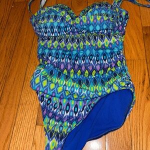 La Blanca Blue and Green One-Piece Swimsuit size 6
